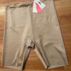 Spanx Simplicity Shaper XL w/Hidden Print - NWT